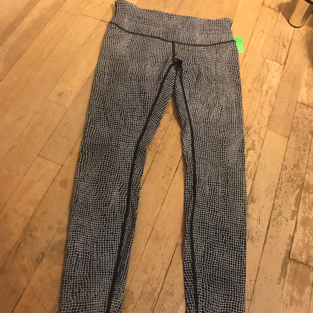 Lulu lemon full legging pant! Size small (2/4)